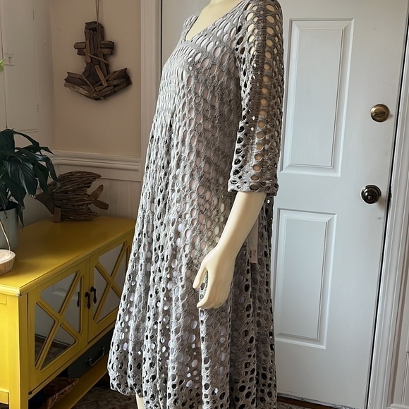NWT Design Today's Net Bubble 3/4 Sleeve Dress Mesh Gray & White L - Picture 4 of 12